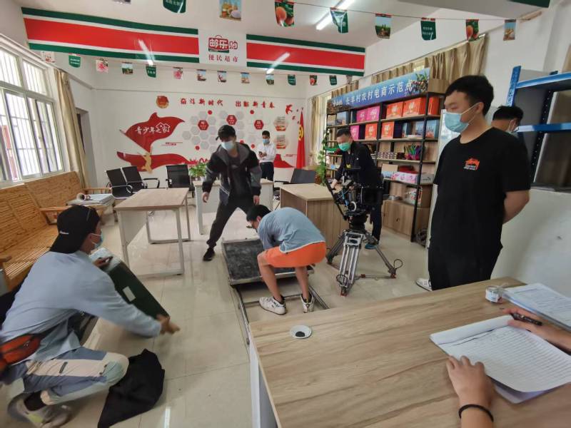 武冈市广告片拍摄公司：极简主义践行者，少即是多的视觉哲学